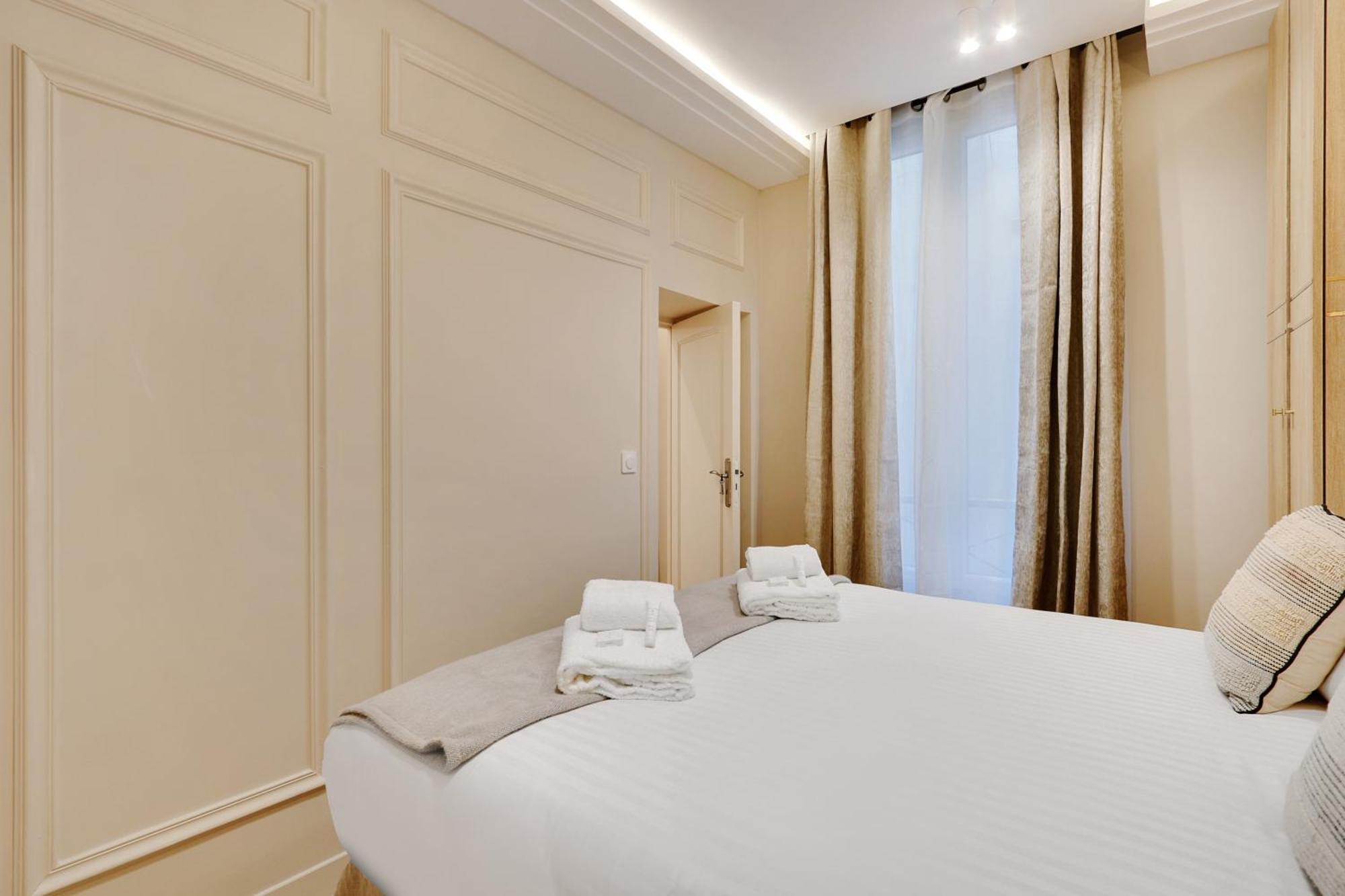 Off Majesti Upper Marais Apartment- Rue Du Faubourg Saint-Martin Paris Exterior foto